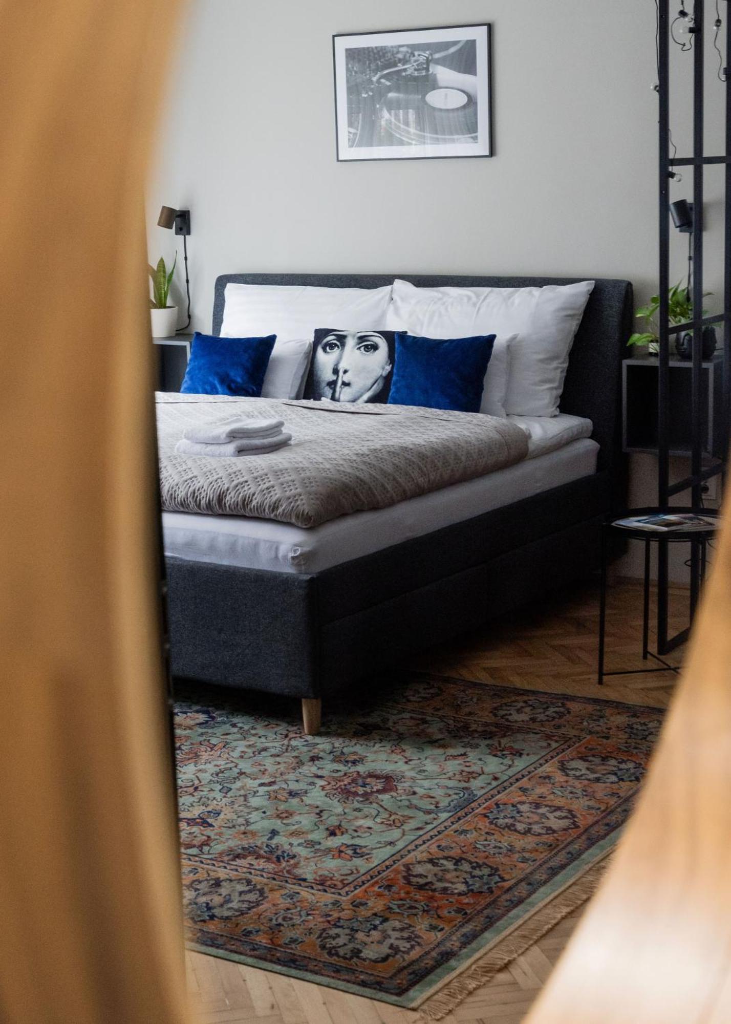 Oázis Apartman Veszprém Esterno foto